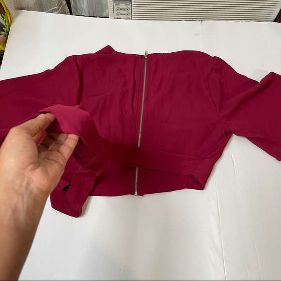 Cranberry red crop zip up blouse batwing sleeve - Picture 3 of 5